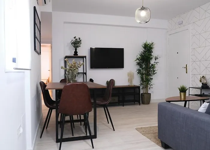 Cute Central Apartment